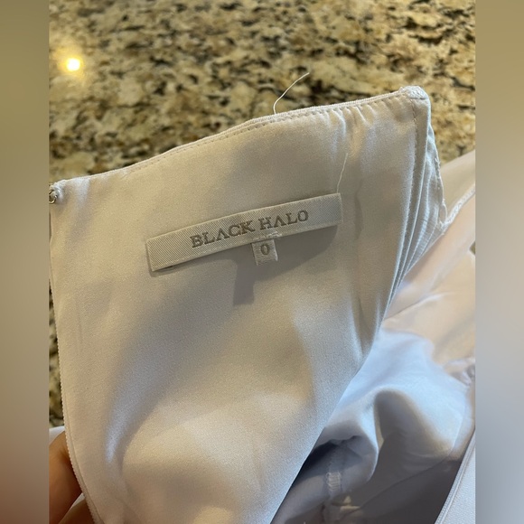 Black halo Lena Strapless Jumpsuit in white size 0 - Picture 6 of 6
